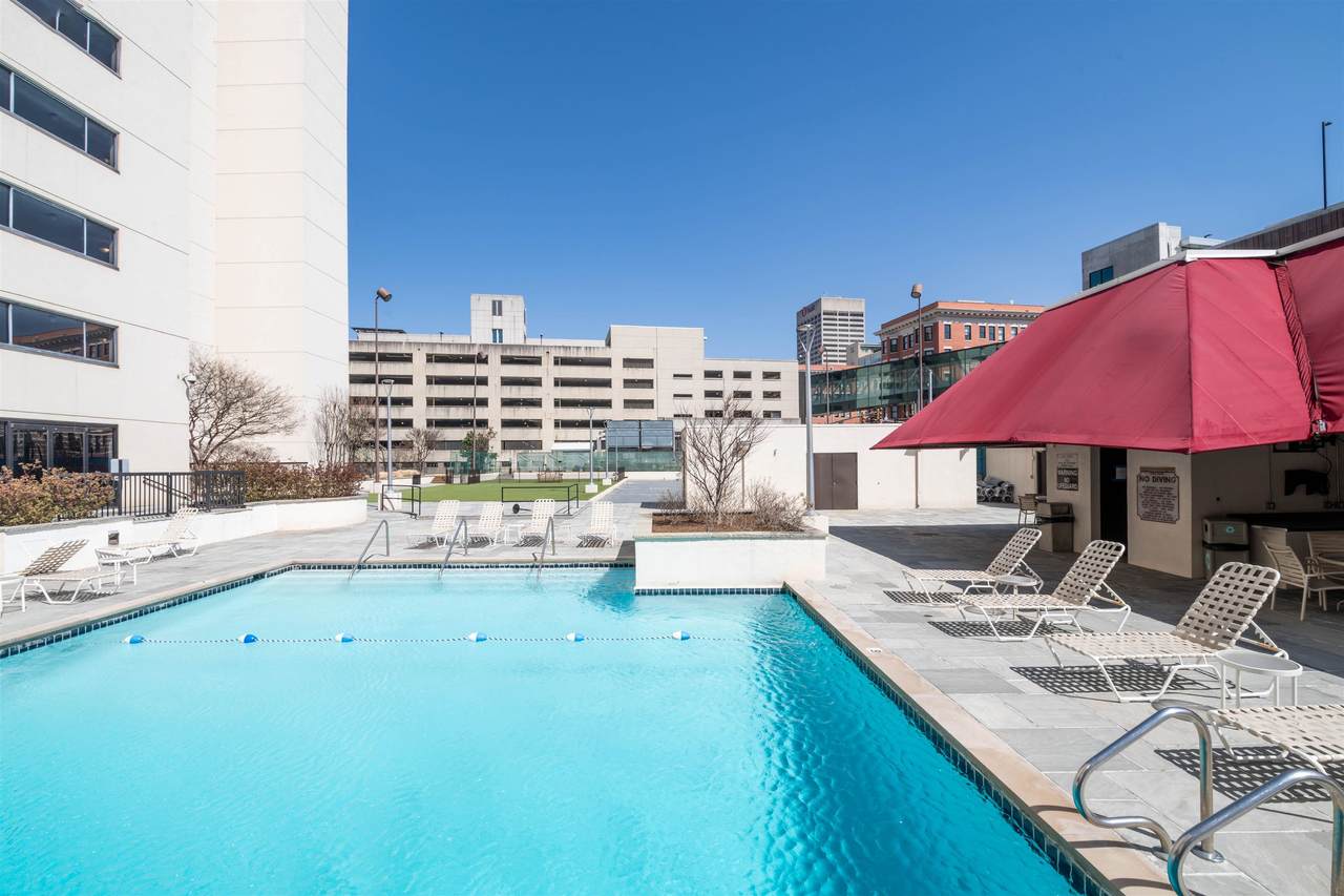 200 Wagner Pl - Photo 1