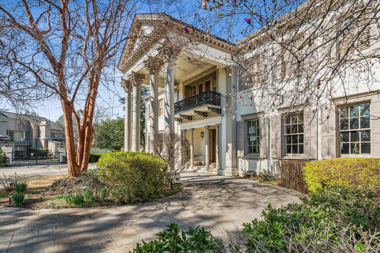 4051 Baronne Way - Photo 1