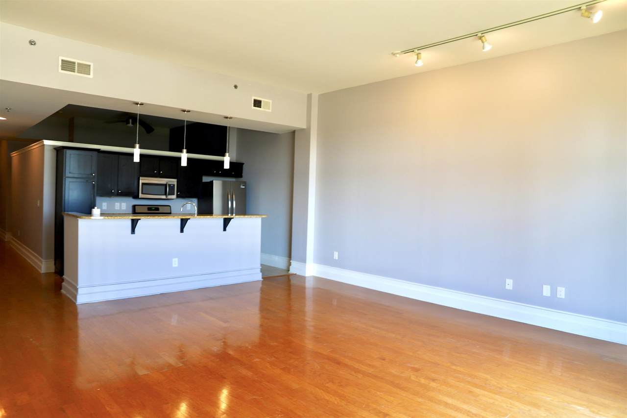 648 Riverside Dr - Photo 1