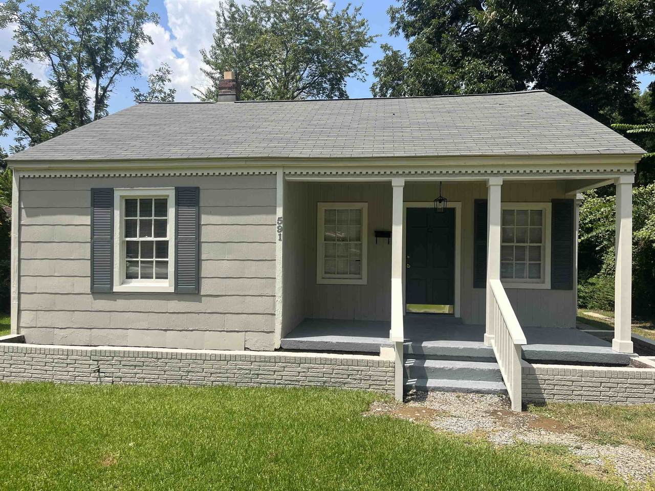 591 Buck St - Photo 1