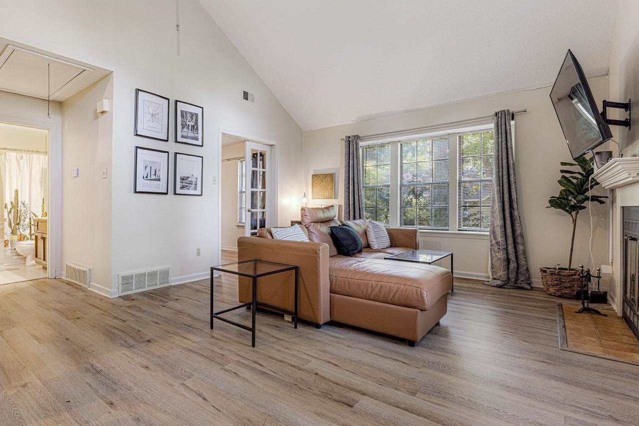 648 Lagrange Park Cv - Photo 1