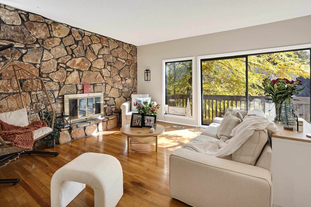 8405 Brownstone Ln - Photo 1