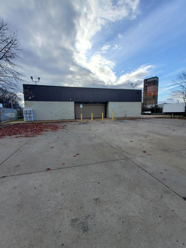 2245 Lamar Ave - Photo 1