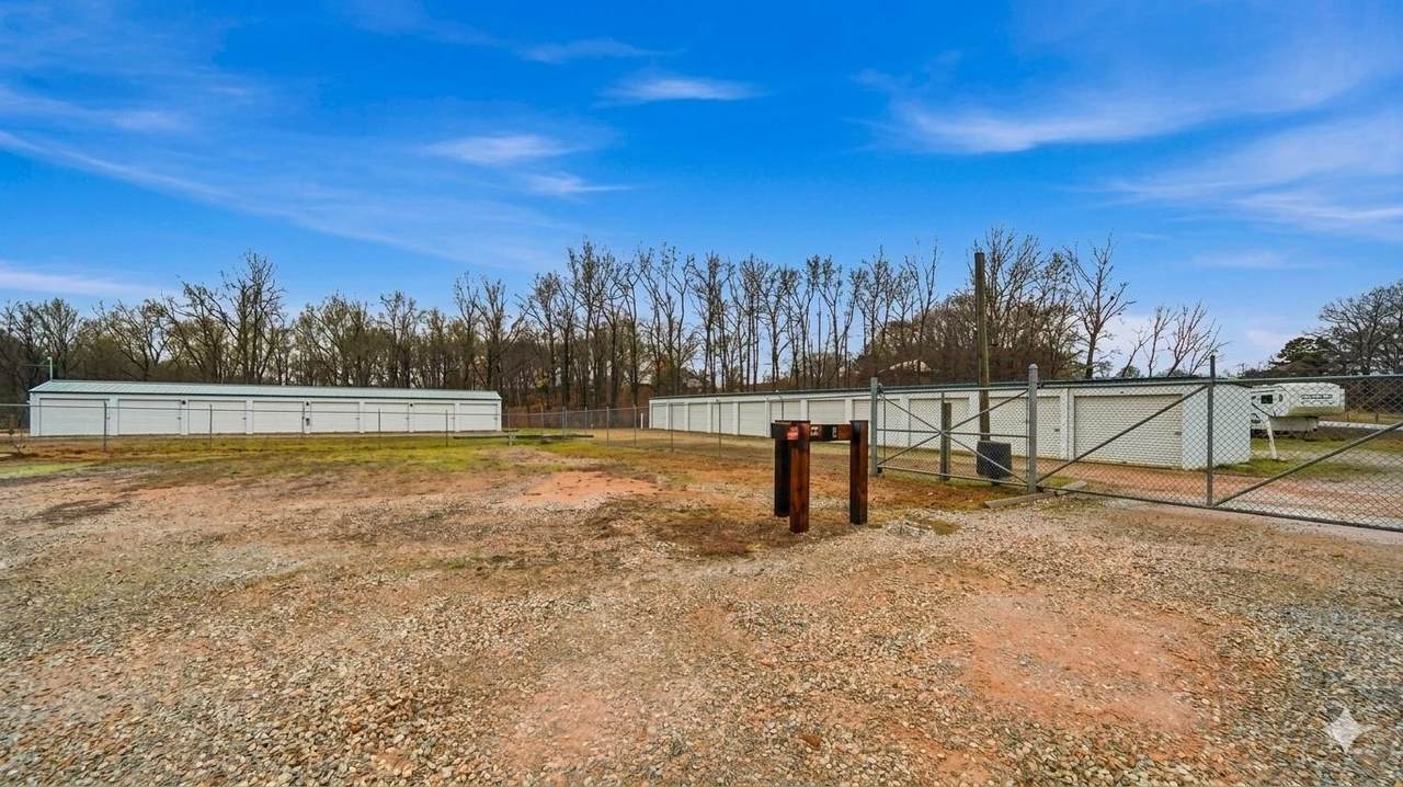 8645 Hwy 59 Hwy - Photo 1