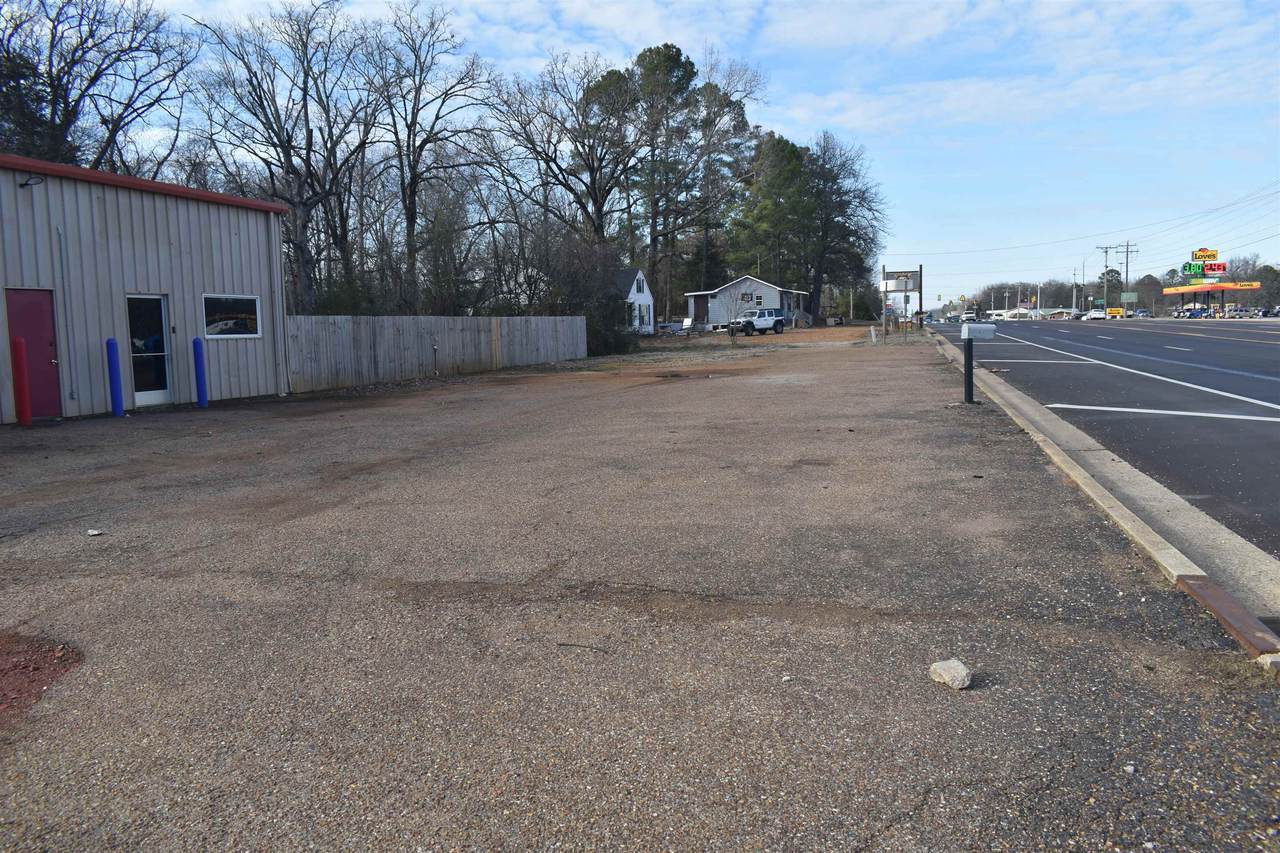 https://bt-photos.global.ssl.fastly.net/memphis/1280_boomver_2_10215283-2.jpg