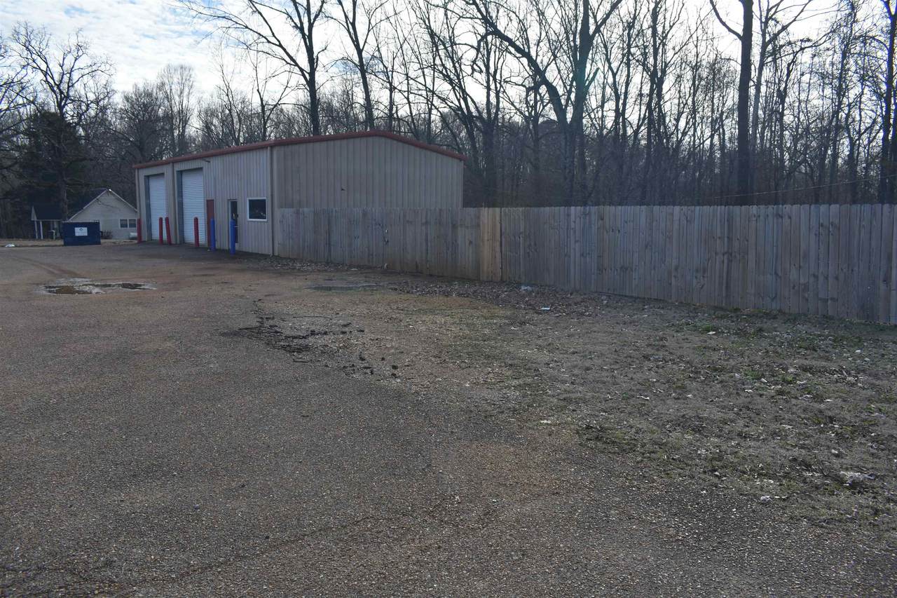 https://bt-photos.global.ssl.fastly.net/memphis/1280_boomver_2_10215283-2.jpg