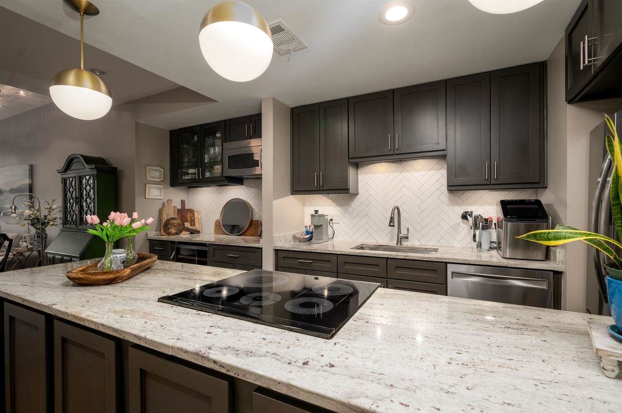 66 Monroe Ave - Photo 1
