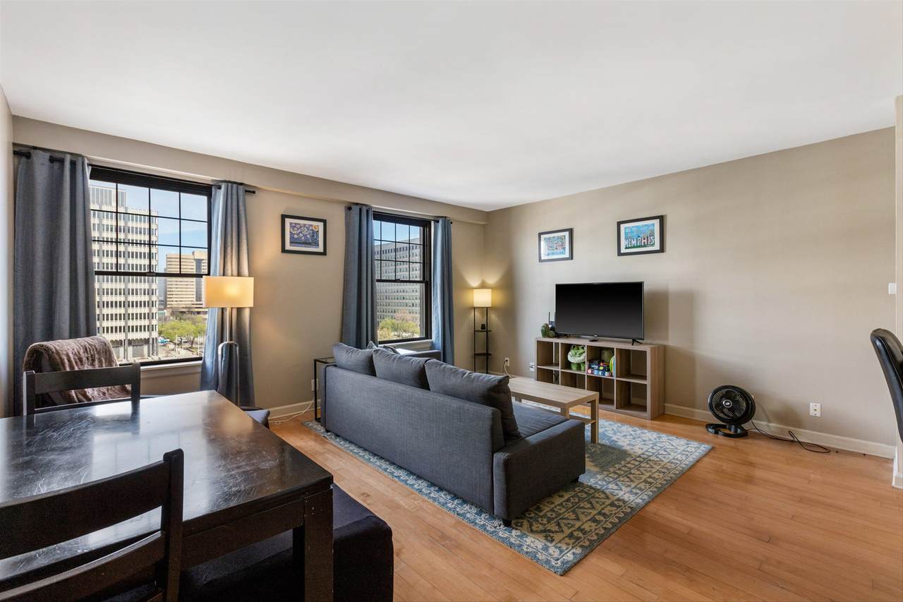 109 Main St - Photo 1