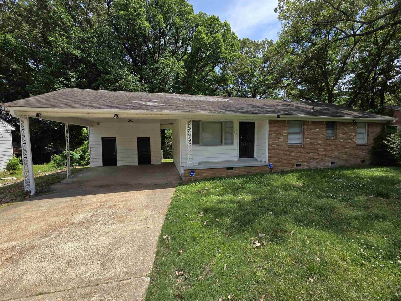 3992 Ridgedale St - Photo 1