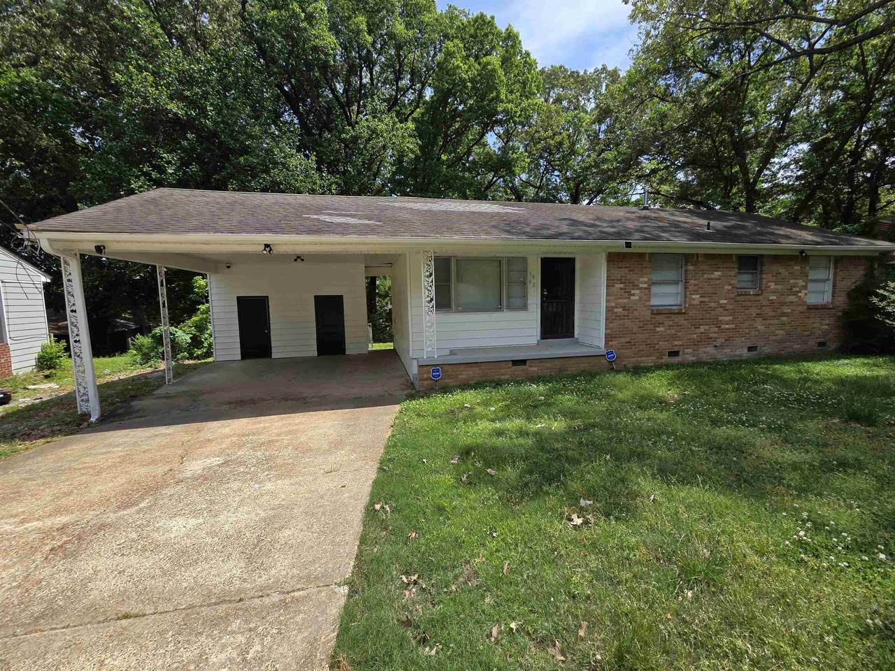 https://bt-photos.global.ssl.fastly.net/memphis/1280_boomver_2_10221091-2.jpg