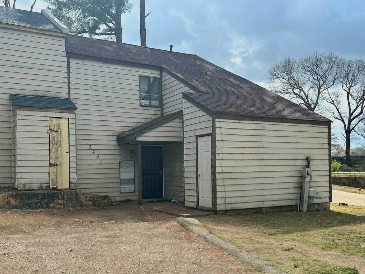 3431 Club Bridge Dr - Photo 1