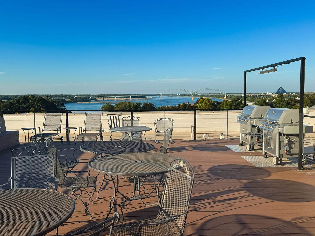 648 Riverside Dr - Photo 1