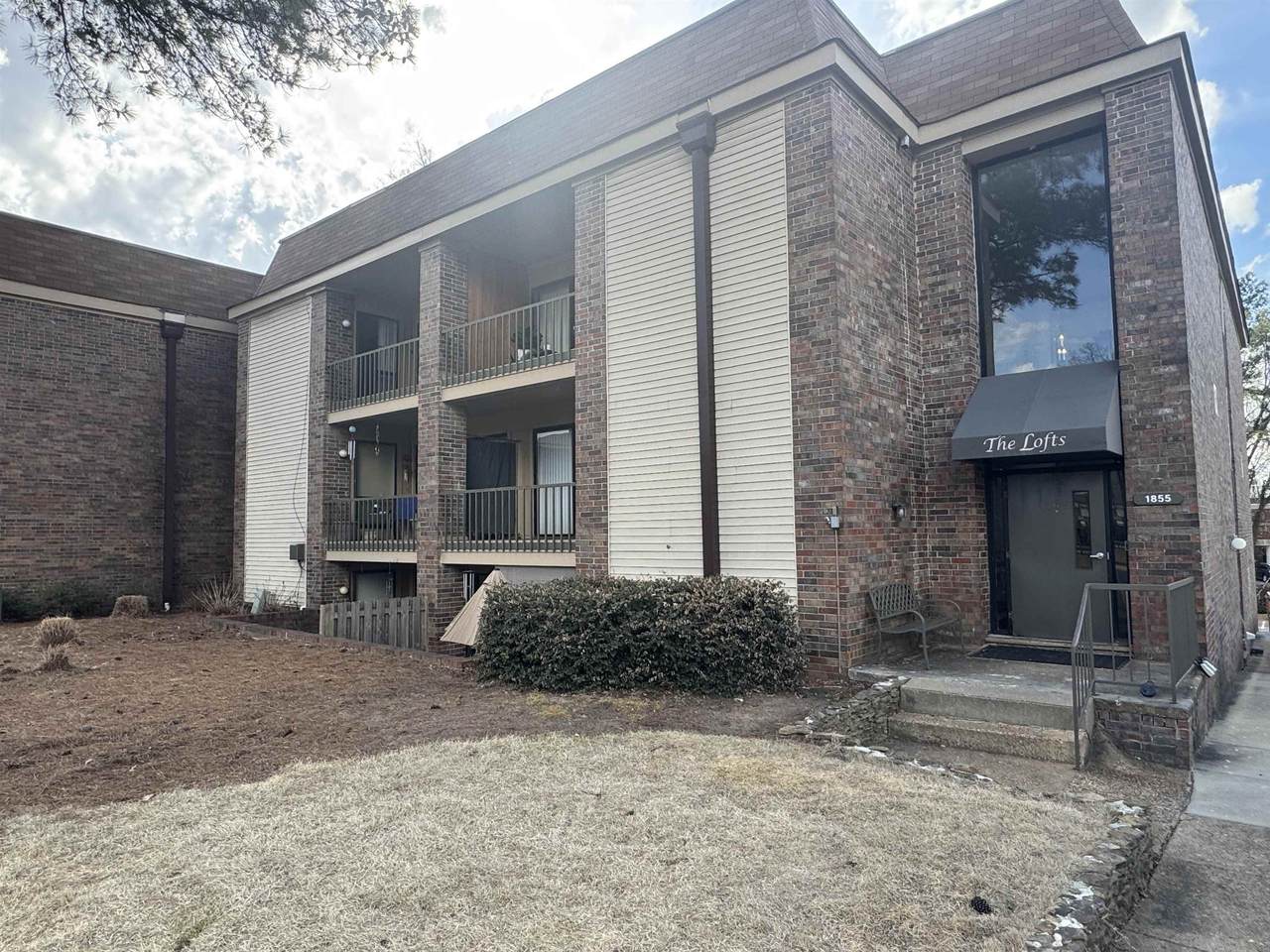 1855 Poplar Woods Cir - Photo 1