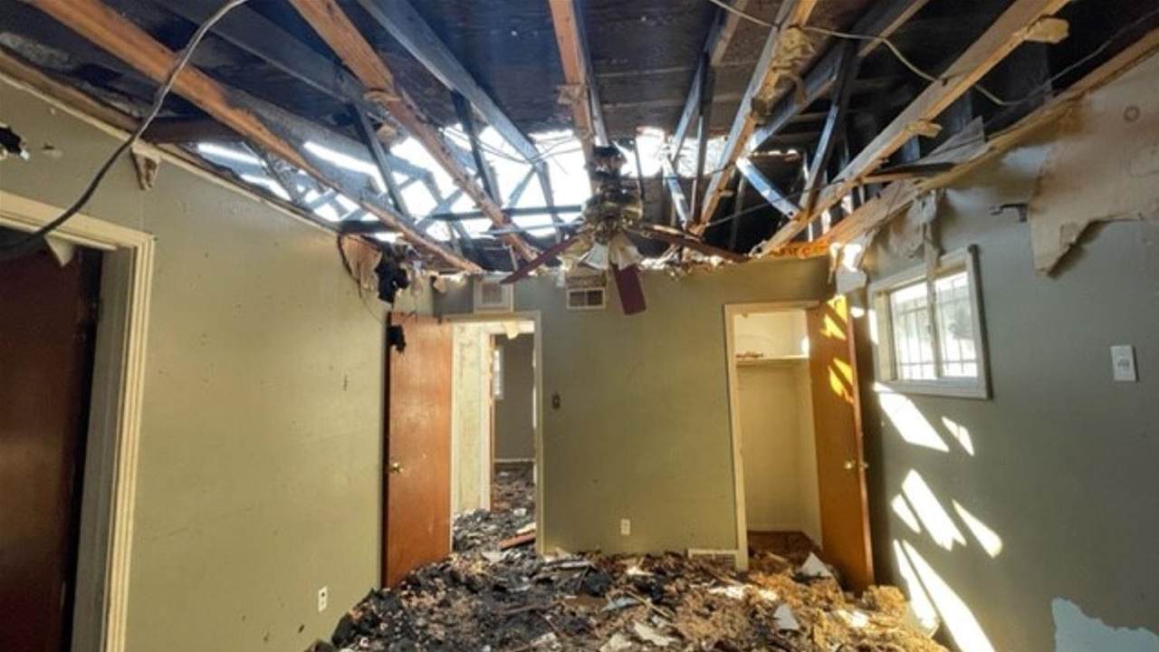 710 Hudson St - Photo 1
