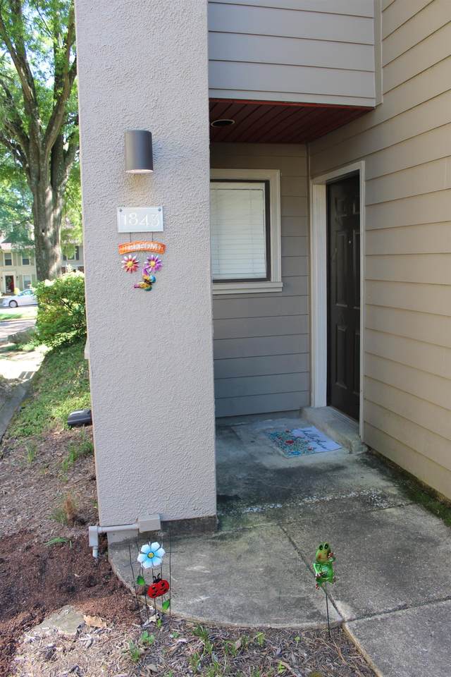 1843 Gray Ridge Cv - Photo 1