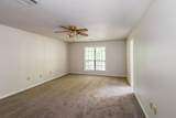 2239 Easton Dr - Photo 10