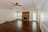 2239 Easton Dr - Photo 4