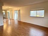 1960 Parkway Ave - Photo 5