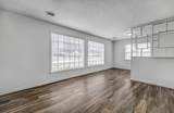 3240 Debby St - Photo 20