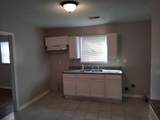 1004 Alaska St - Photo 2