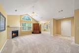 1102 Oak Heights Ln - Photo 10