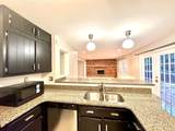 2020 Allenby Rd - Photo 15