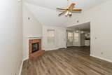 1053 Scofield Dr - Photo 4