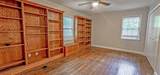724 Center Dr - Photo 17