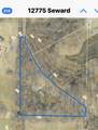 12775 Seward Rd - Photo 3