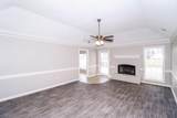 1261 Fox Trace Dr - Photo 4