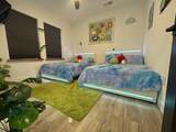 1726 Vesey St - Photo 14