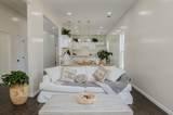 1061 Shaw Pl - Photo 3