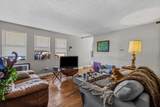 1072 Evergreen St - Photo 4
