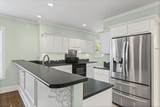 424 Willett St - Photo 3