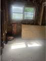 1595 Fleetwood Ave - Photo 3