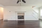 8046 Jills Creek Dr - Photo 3