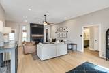 288 Hughes Cv - Photo 4