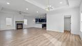 1072 Bruce St - Photo 6
