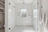 2124 Jefferson Ave - Photo 22