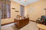 1613 Hyde Park Cir - Photo 10