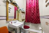 1613 Hyde Park Cir - Photo 14