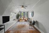 1954 Manila Ave - Photo 18