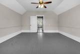 1577 Court Ave - Photo 10