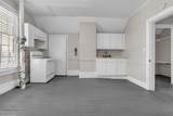 1577 Court Ave - Photo 16