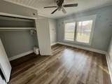 690 Mcconnell St - Photo 6