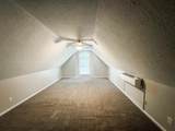 3945 Windyke Dr - Photo 12