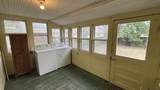 1980 Snowden Ave - Photo 18