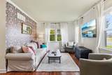 38 Holmes St - Photo 8