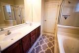 10521 Ashglen Cir - Photo 16