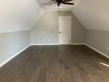 911 Hatton St - Photo 18